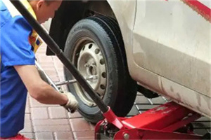 榆阳区附近拖车24小时服务热线电话