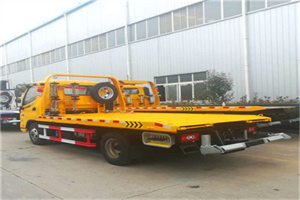 榆阳区附近拖车救援搭电