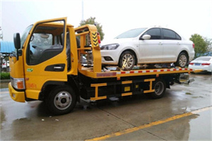 榆阳区附近拖车救援24小时服务热线
